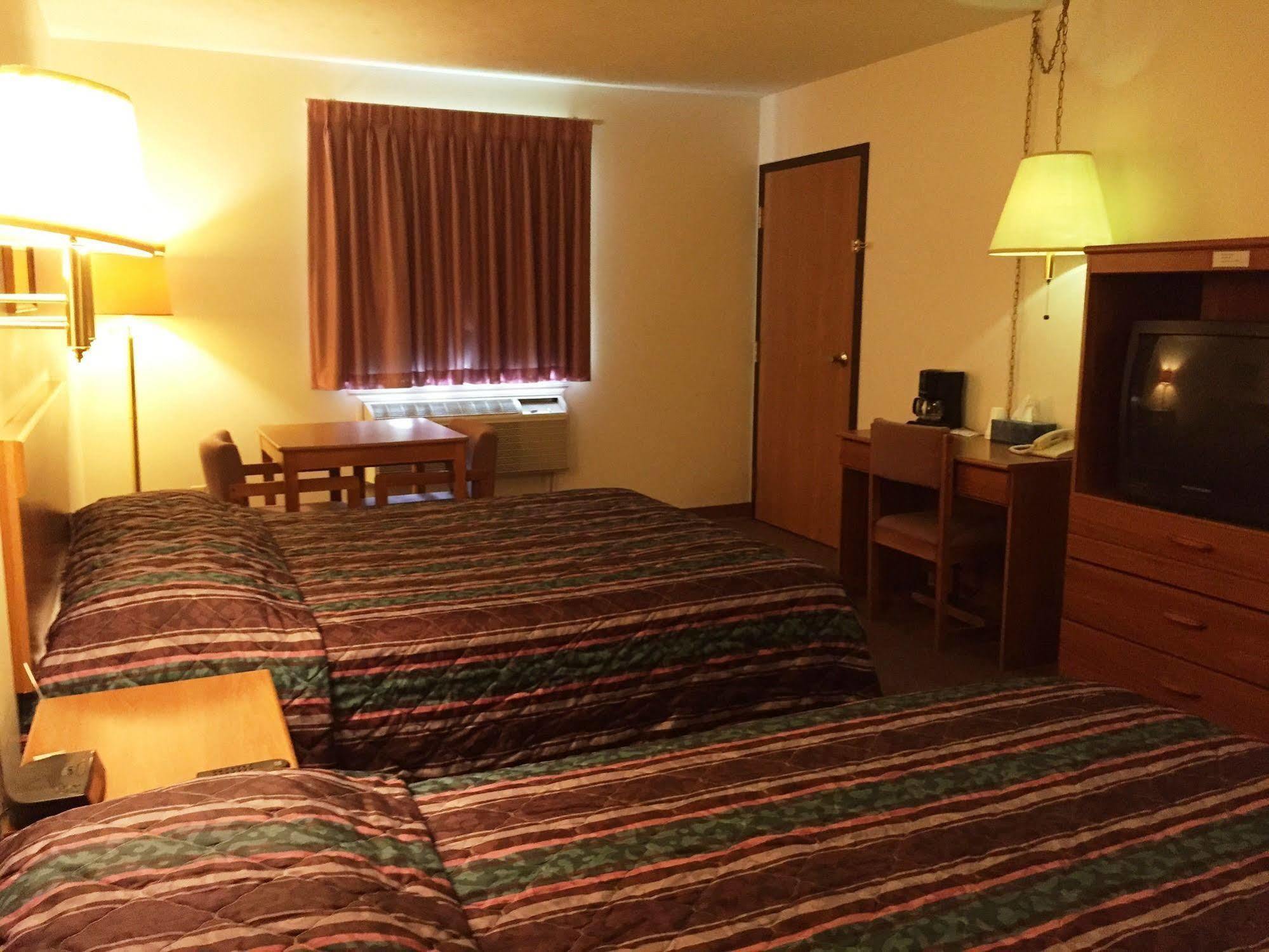 Coronado Motel & Rv Park Lindsborg Eksteriør bilde